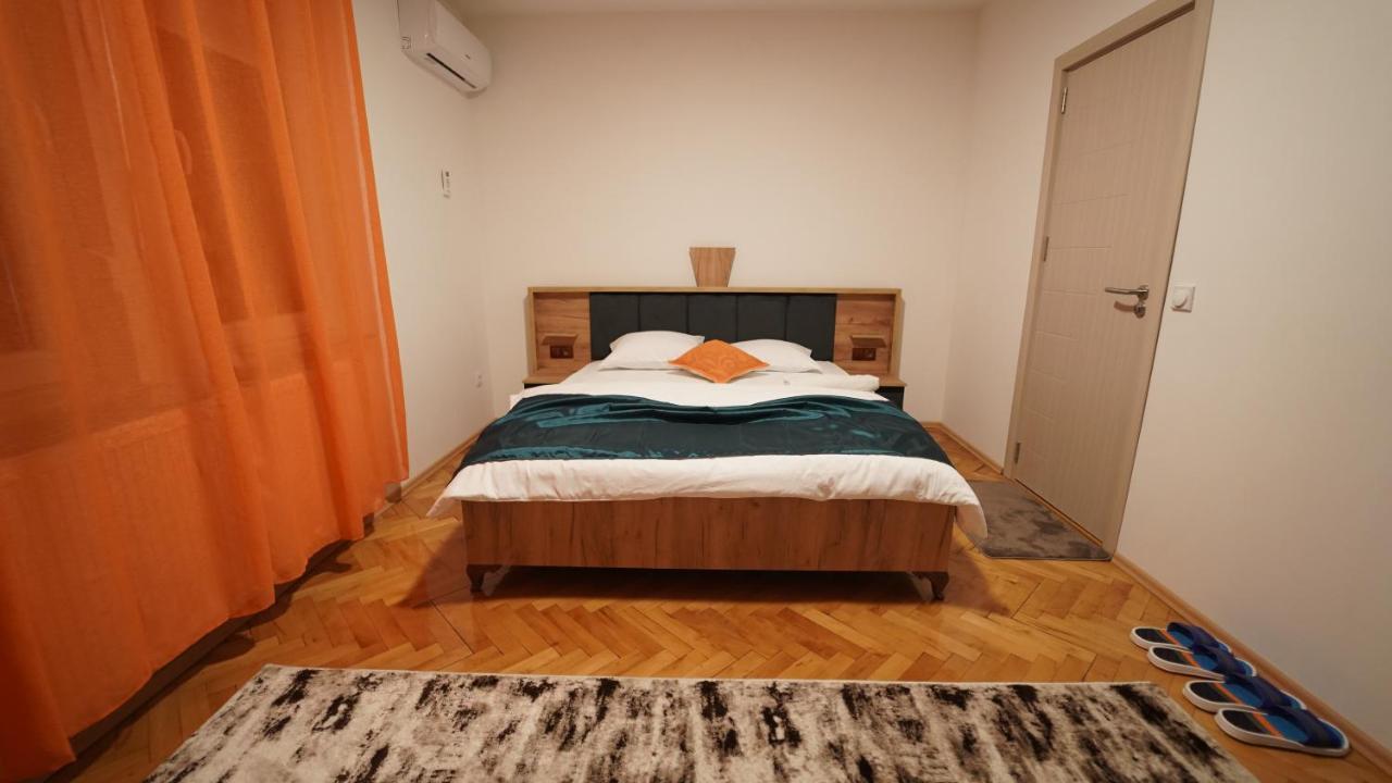 Madigan'S Hotel Kosovo Polje Zewnętrze zdjęcie