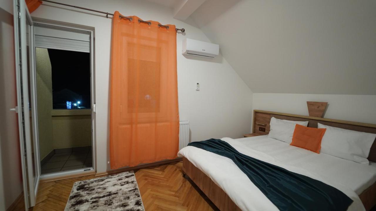 Madigan'S Hotel Kosovo Polje Zewnętrze zdjęcie