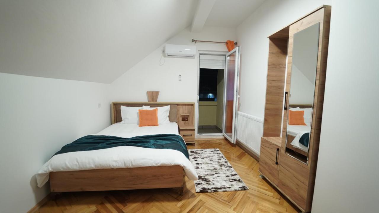 Madigan'S Hotel Kosovo Polje Zewnętrze zdjęcie