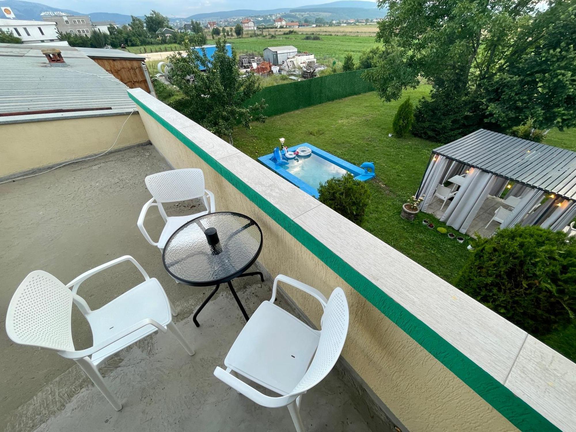 Madigan'S Hotel Kosovo Polje Zewnętrze zdjęcie