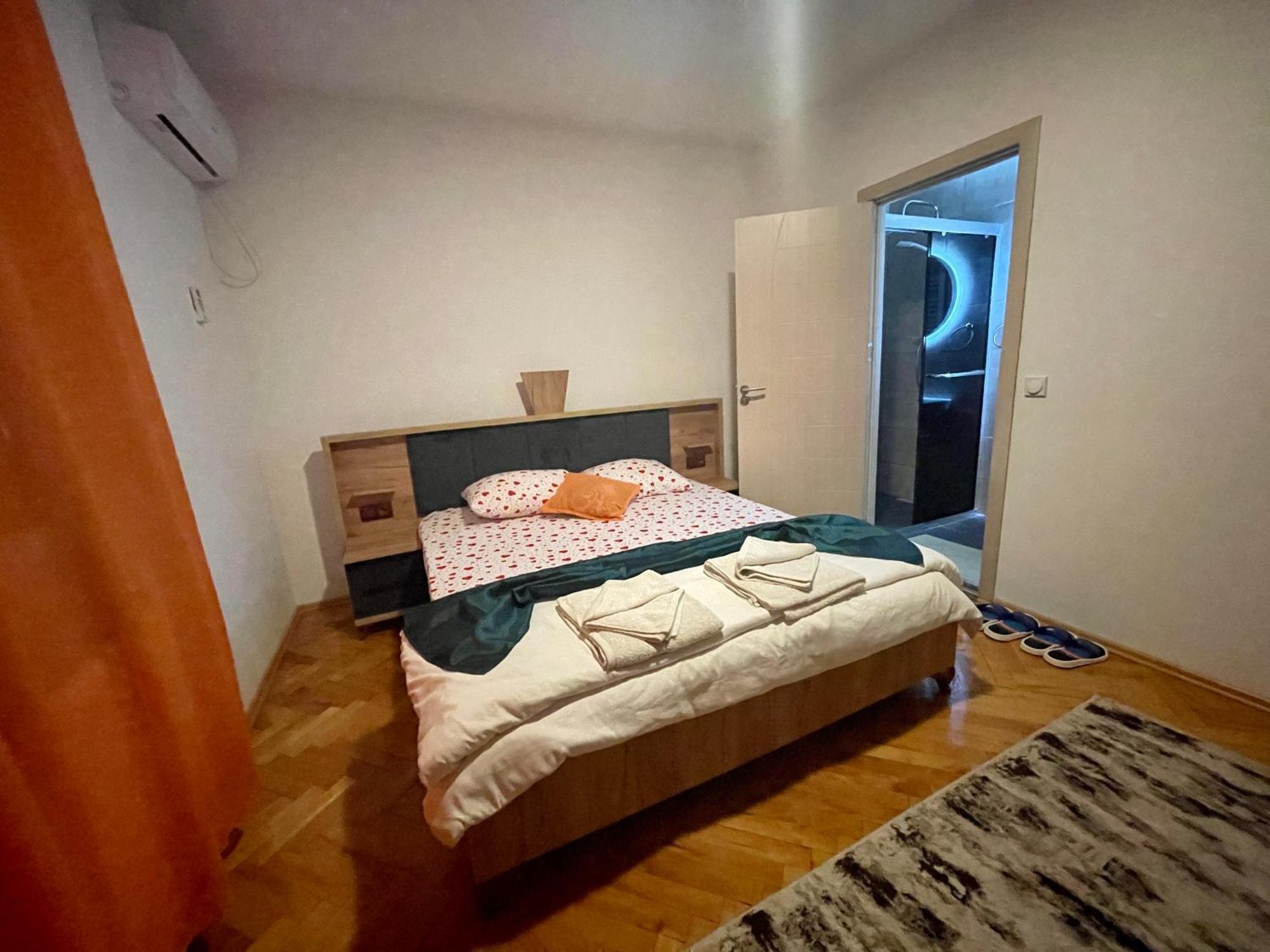 Madigan'S Hotel Kosovo Polje Zewnętrze zdjęcie
